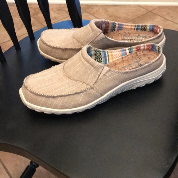 skechers mule slip ons